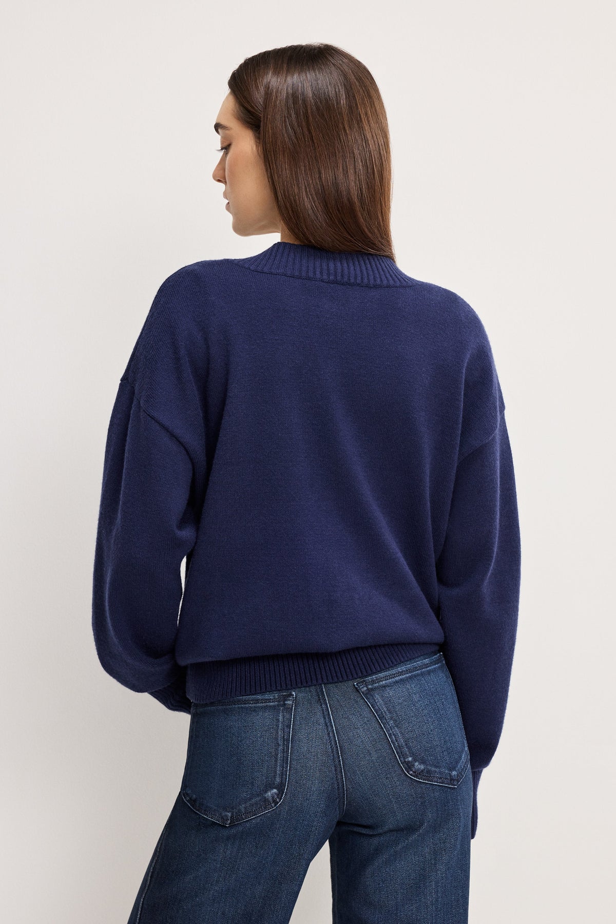 DEEP V KNIT SWEATER | HORIZON INK