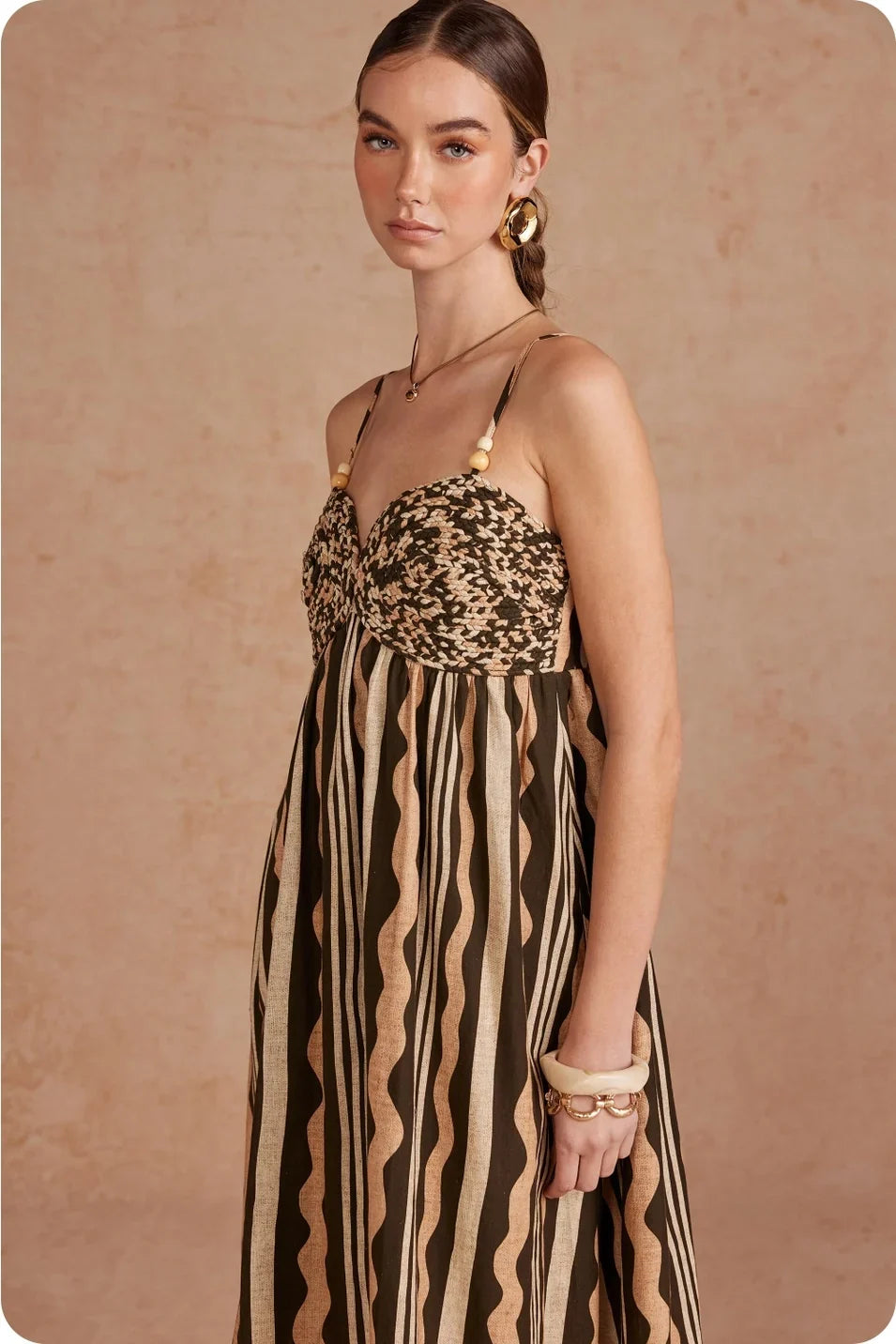 ABSTRACT WAVY STRIPE PRINT BRAIDED BODICE MIDI DRESS