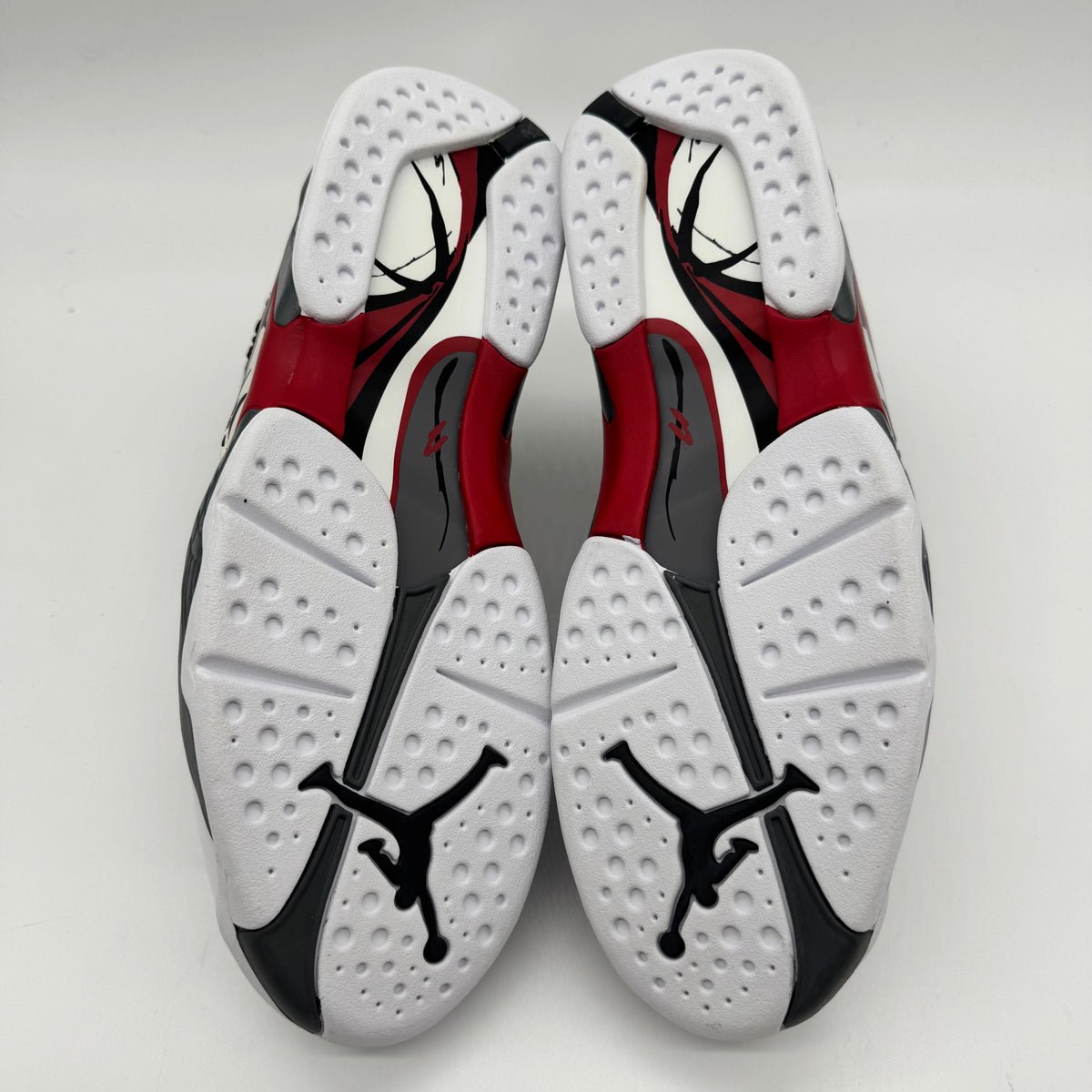 Jordan 8 Bugs Bunny (2013)