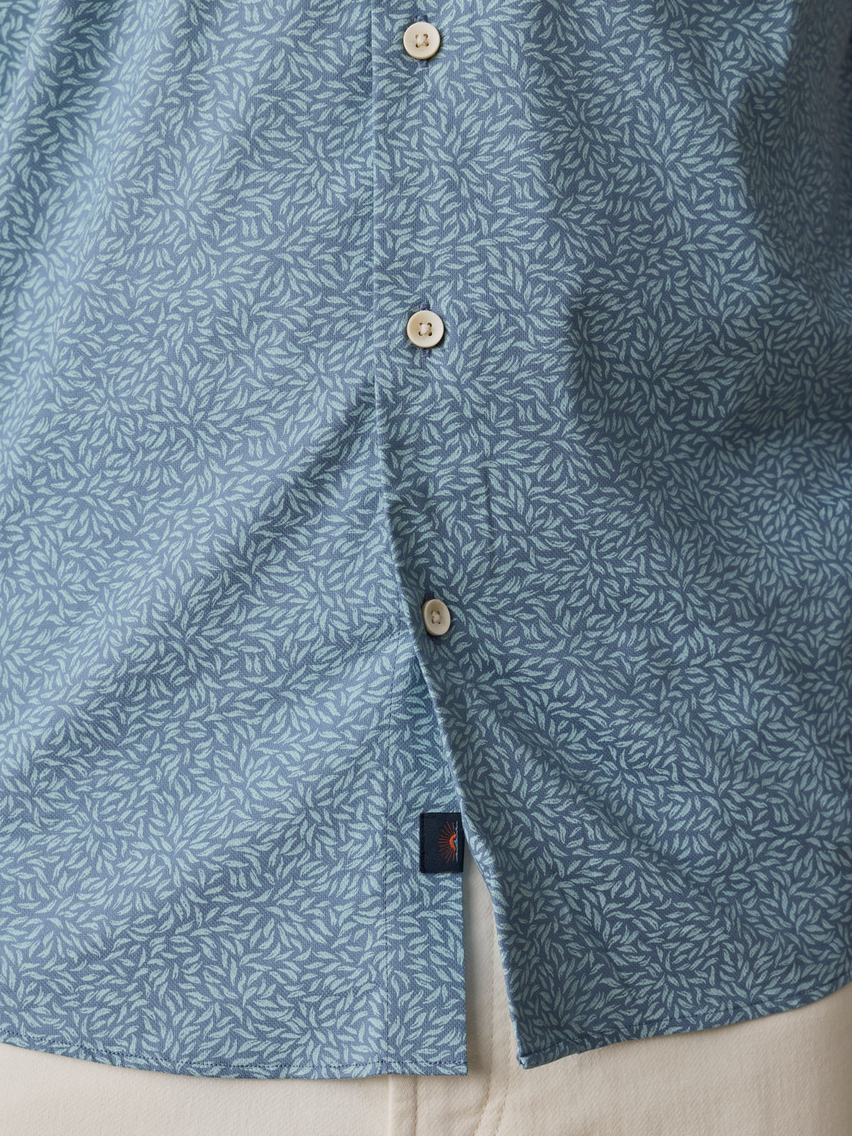 Short-Sleeve Movement Monterey Shirt - Teal Grove Foliage