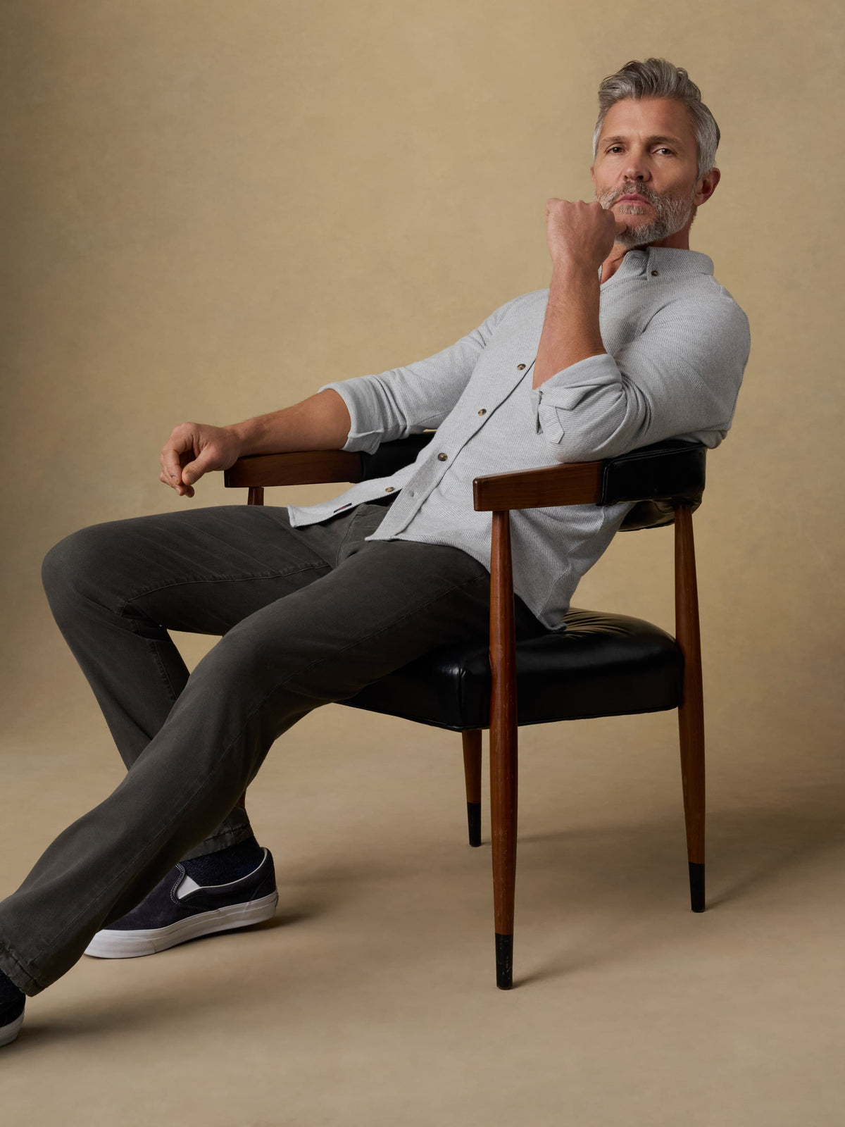 Legend Sweater Shirt (Single Pocket) - Light Heather Grey