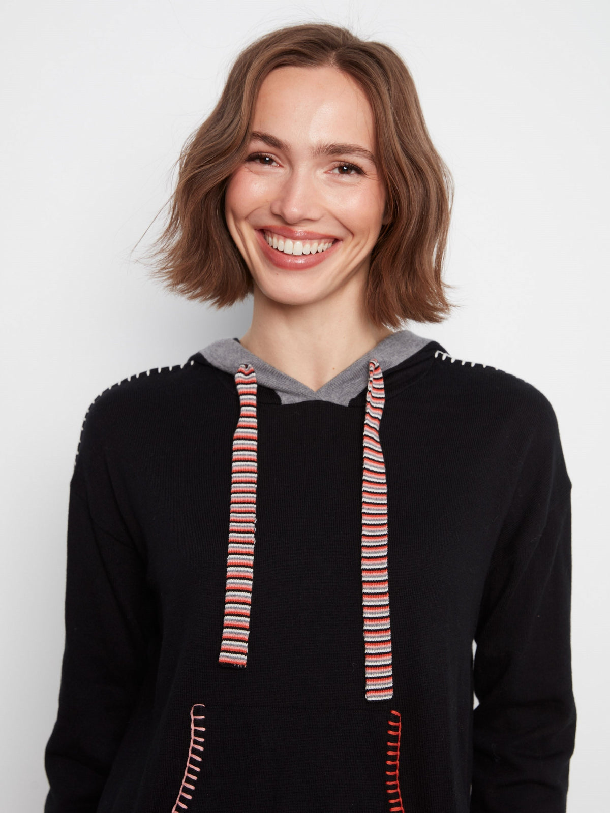 Contrast Detail Hooded Sweater - Black