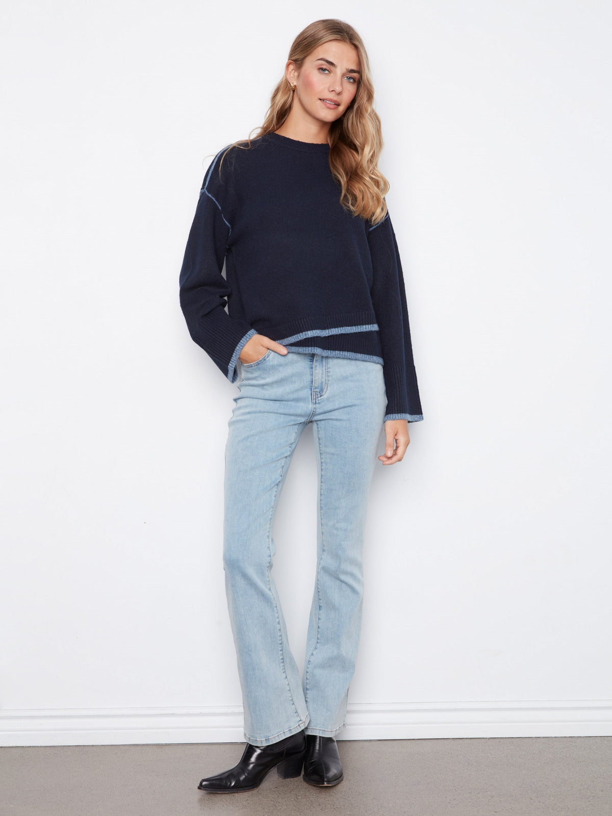 Contrast Trim Crew Neck Sweater - Navy