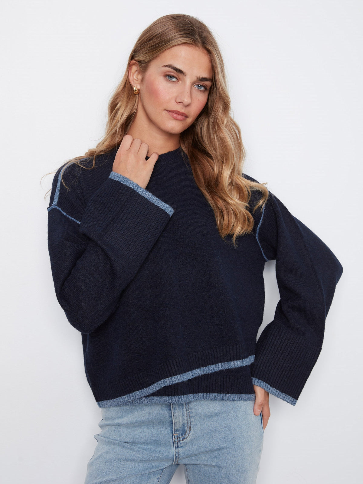 Contrast Trim Crew Neck Sweater - Navy
