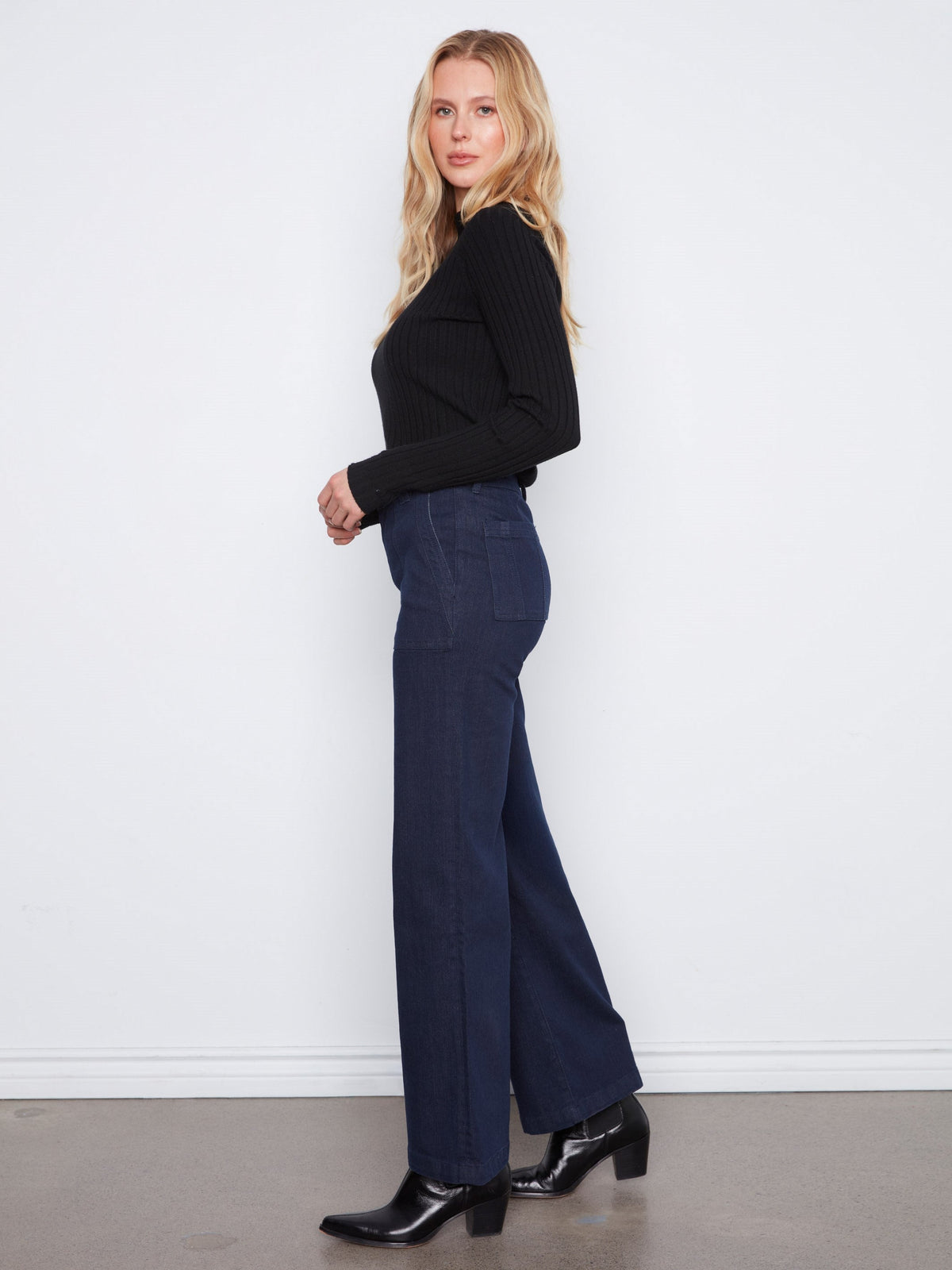 Patch Pocket Wide Leg Jeans With Double Button Waistband - Blue Black