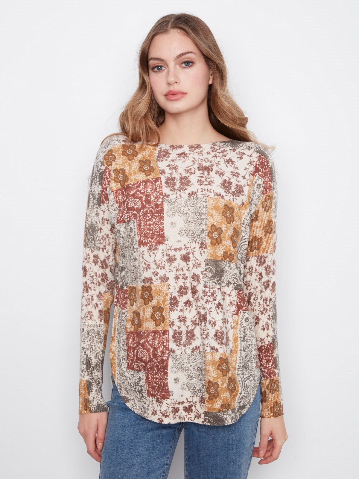 Printed Rounded Hem Sweater - Quilt