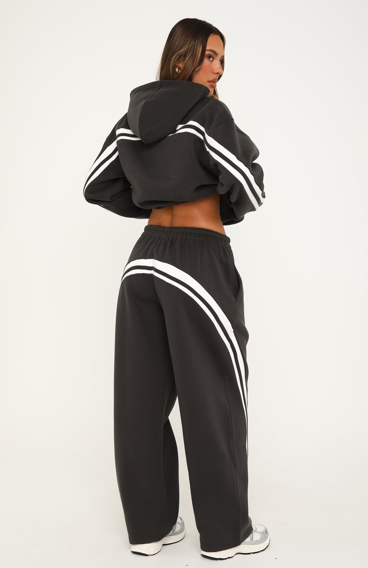 We Both Know Barrel Leg Sweatpants Charcoal